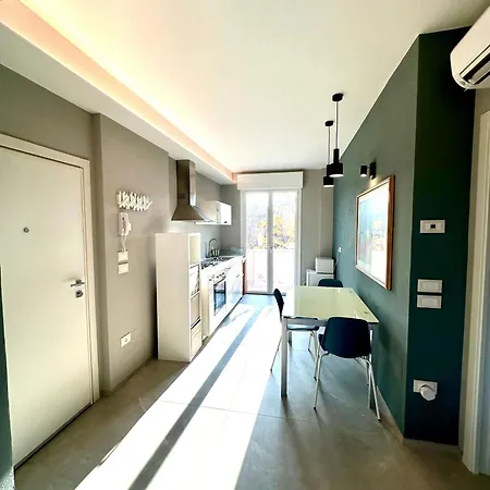 Olivia Sauna & Gym Apartment